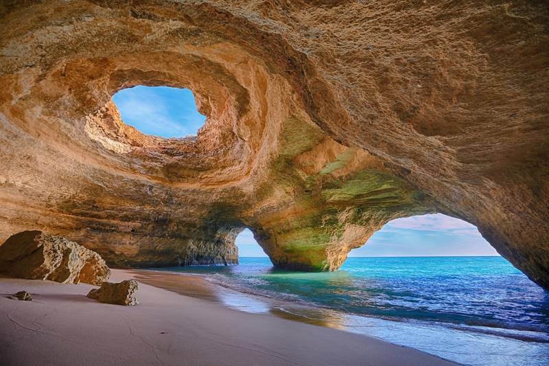 Praia-de-Benagil-Algarve